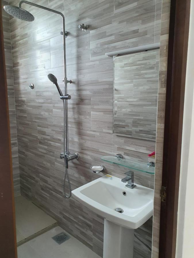 New 2 Bedroom Apartment, 100M Away From The Beach Dehiwala-Mount Lavinia Buitenkant foto